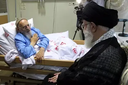 رهبر معظم انقلاب: آیت&zwnj;الله حسن&zwnj;زاده&zwnj;آملی، روحانی دانشمند و ذوفنون و از جمله&zwnj;ی چهره&zwnj;های نادر و فاخر این دوره بود
