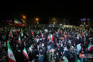 مراسم احیاء شب بیست و سوم ماه رمضان در میدان انقلاب اسلامی تهران
