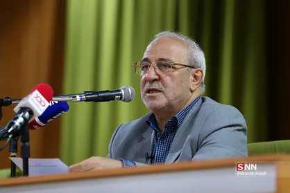 حاجی&zwnj;دلیگانی: دولت با مذاکرات ساختگی، قصد تقویت دوقطبی در جامعه را دارد / تدوین طرح شفاف&zwnj;سازی مذاکرات توسط مجلس
