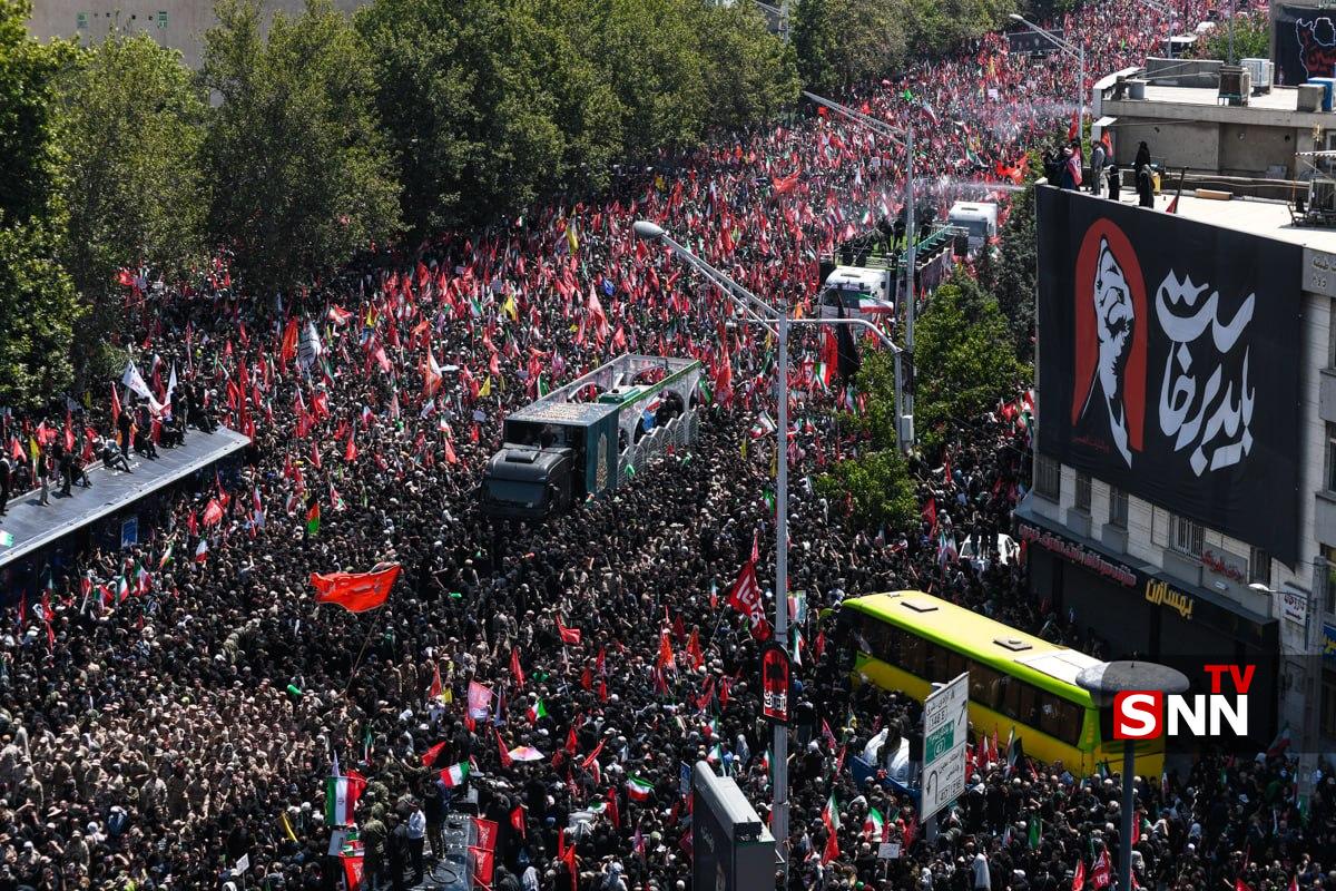 مراسم تشییع تاریخی رهبرمجاهد شهید انقلاب؛ تهران غرق در سوگ و حماسه + فیلم و عکس مراسم تشییع تاریخی رهبرمجاهد شهید انقلاب؛ تهران غرق در سوگ و حماسه + فیلم و عکس