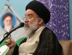 آیت الله خاتمی: حضور مردم در مراسم بیعت، ترامپ جنایتکار را مایوس کرد/ این نظام می‌ماند و این دشمنان شما هستند که می‌روند + فیلم
