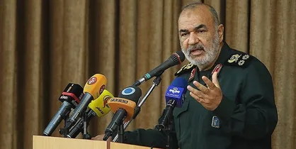 سرلشکر سلامی: حرارت عاشقان حسینی استکبار را ذوب می&zwnj;کند
