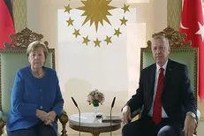 گفت‌وگوی اردوغان و مرکل درباره قره‌باغ و شرق مدیترانه