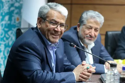 دانشگاه آزاد آمادگی کامل برای همکاری با دولت به عنوان بازوی غیردولتی را دارد