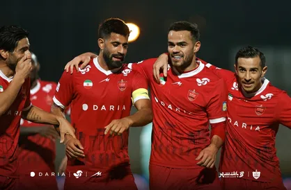 ساعت بازی امروز پرسپولیس مقابل آلومینیوم اراک / 11 مرد اوسمار برای تقابل صدرنشینی