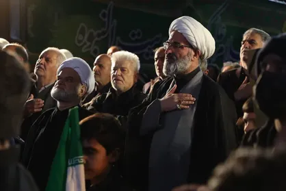 مردم سوگوار استان سمنان در دومین شب متوالی در سوگ رهبر خود نشستند + فیلم