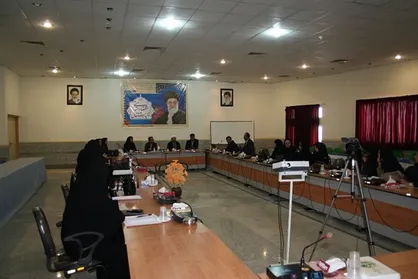 نشست شورای تخصصی زنان فرهیخته دانشگاه آزاد اسلامی استان مرکزی برگزار شد