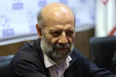 محجوب: جلسه تعیین دستمزد کارگران رسمیت نداشت / کارگران انتظار دارند مثل کارمندان دولت حقوق بگیرند