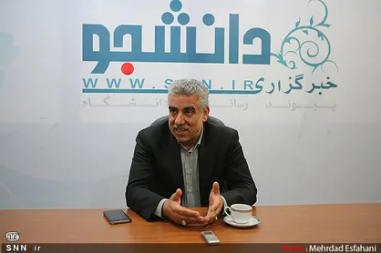 عباسی: جهش تولید با اقتصاد دولتی و رانتی محقق نمی&zwnj;شود / در شرایط رکود تورمی هستیم