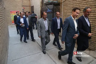 اندی