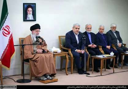 جمعی از مسئولان و محققان پژوهشکده علوم شناختی با رهبر انقلاب دیدار کردند