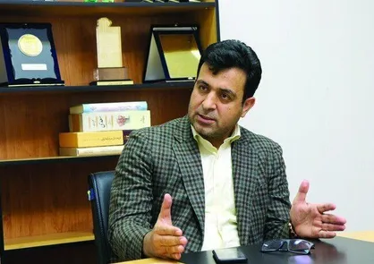 برچیده شدن اجاره کارت ملی با روش جدید فروش ارز بانک مرکزی/ مانعی مقابل ریزش دلار نیست