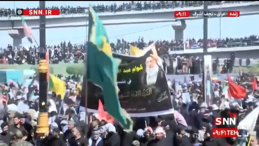تشییع باشکوه پیکر رهبر شهید در نجف اشرف
