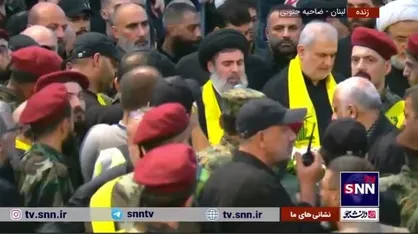 اقامه نماز بر پیکر فرمانده شهید حزب&zwnj;الله سیدفواد علی شکر (سید محسن) توسط سید هاشم صفی الدین