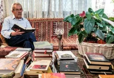 «لذت نوشتن، شاعرانگی در ترجمه» در شبکه ۴ حکایت می‌شود