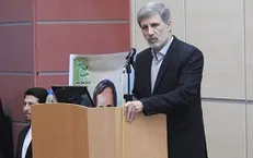 وزیر دفاع: عزت امروز ایران مرهون پیروی از ولایت فقیه و نثار خون پاک شهیدان است