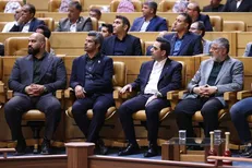 تقوی: سلام نظامی ملی‌پوشان، پیام وحدت در لحظات حساس بود / پیشنهاد تفکیک ارزیابی فدراسیون‌های تیمی و انفرادی