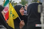 آیین تشییع پیکر شهیده معصومه کرباسی، اولین بانوی ایرانی شهید در راه قدس و حجت‌الاسلام شهید محمد صباحی، امام جمعه کازرون امروز یکشنبه ۶ آبان ۱۴۰۳ با حضور پرشور مردم شیراز برگزار شد.