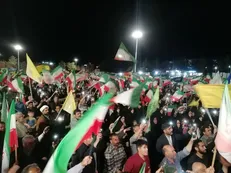 خون می دهیم اما خاک نه!+ فیلم