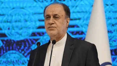 حاجی‌بابایی: نباید اجازه داد آمریکا هر زمانی که بخواهد بجنگد و هر زمانی که خواست آتش‌بس اعلام کند/ صلح و گفتگوی آمریکا هم جنگ است؛ باید مراقب بود + فیلم