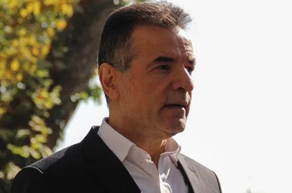 انصاری&zwnj;فرد: امارات و عربستان می&zwnj;خواهند جنگ را به فوتبال بکشانند/هواداران به هوش باشند