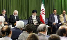 مجموعه اشعار رهبر شهید انقلاب در آستانه انتشار است