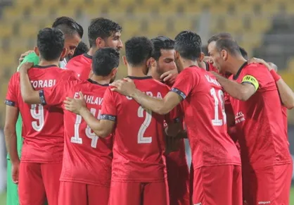 تمجید سایت FIFA از قدرتمندی پرسپولیس و درخشش سنگربان تراکتور + عکس