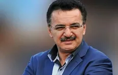 در اقدامی زنوزی نام ایجنت دلال را فاش کرد