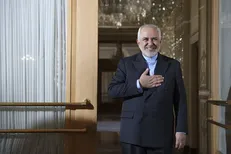 یک بام و دو هوای وزیر خارجه در مقابل آمریکا؛ چرا ظریف بعد از پیروزی بایدن آرایش انتخاباتی گرفته است؟