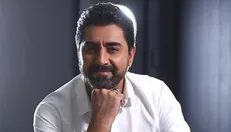 محمدرضا علیمردانی تیتراژ «طناز» را خواند