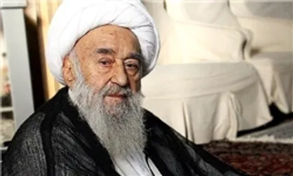 مردم برای سلامتی آیت الله شاه آبادی دعا کنند