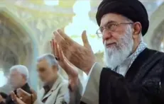 نماز عید فطر امسال به امامت رهبر شهید انقلاب اسلامی و با حضور گسترده تمامی شهدا برگزار شد