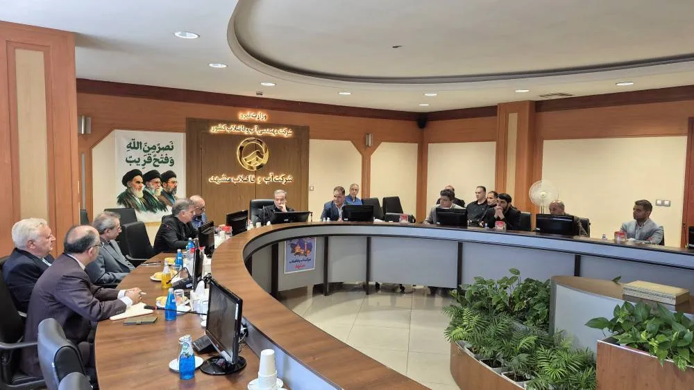 وزیر امور خارجه از مرکز مدیریت هوشمند آب و فاضلاب مشهد بازدید کرد وزیر امور خارجه از مرکز مدیریت هوشمند آب و فاضلاب مشهد بازدید کرد