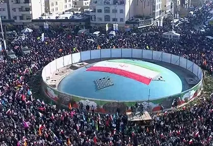 حماسه میلیونی مردم  ایران علیه حوادث تروریستی اخیر/ تهرانی&zwnj;ها یکصدا: آمریکا هیچ غلطی نمی&zwnj;تواند بکند+ عکس و فیلم