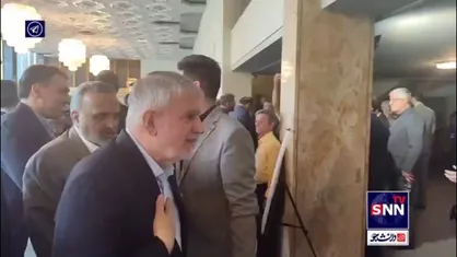 حضور سیدرضا صالحی امیری وزیر گردشگری در تالار وحدت لحظاتی پیش از آغاز تکریم و معارفه وزیر فرهنگ