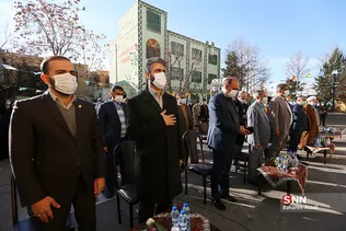 نواختن گلبانگ انقلاب