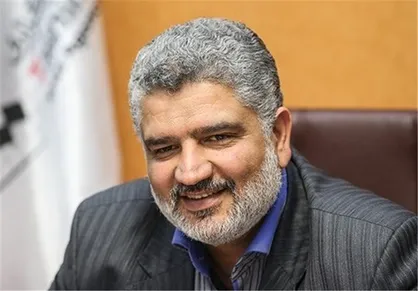 امتیاز یک مقطع تحصیلی بالاتر به خانواده شهدا در دانشگاه آزاد اعطا خواهد شد