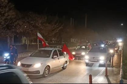 کاروان خودرویی بجنورد در شب سی و سوم جنگ تحمیلی +فیلم