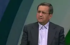 متأسفانه برخی تصور می‌کنند که صدور مجوز نوعی لطف به مردم است