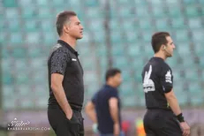 راننده هنرمندی که پرسپولیسی‌ها را از پرتاب نارنجک نجات داد + عکس