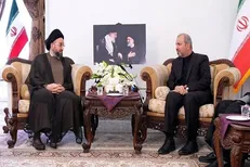 حضور حکیم در سفارت ایران در بغداد برای عرض تسلیت