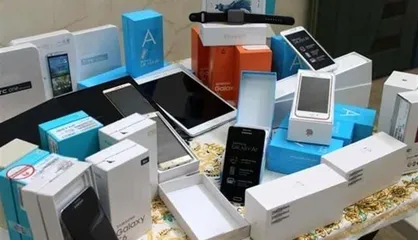 جزئیات تعرفه گمرکی واردات موبایل در سال ۱۴۰۴ اعلام شد/ تفاوت قیمت موبایل&zwnj;ها با حقوق گمرکی متفاوت