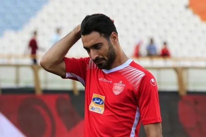 شجاع در آستانه جدایی از پرسپولیس / مدافع سرخ&zwnj;ها از گروه &laquo;لفت&raquo; داد