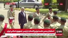 بازدید رئیس جمهور پزشکیان از یگان تشریفات ارتش پاکستان