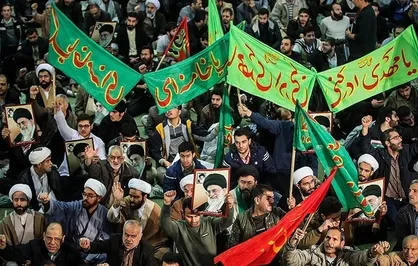 مردم مشکلات اقتصادی و معیشتی را با اصل نظام پیوند نمی&zwnj;زنند/ تجمع و نارضایتی مردم از عملکرد مسئولان قابل پیش&zwnj;بینی بود