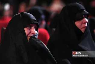 منا