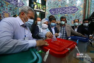 شرکت عبدالناصر همتی در انتخابات ۱۴۰۰