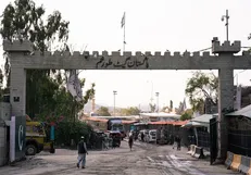 درگیری میان طالبان و نظامیان پاکستانی در مرز «تورخم» + فیلم