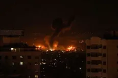 ارتش رژیم اشغالگر قدس نوار غزه را بمباران کرد
