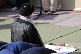 حضرت آیت الله خامنه ای رهبر معظم انقلاب اسلامی